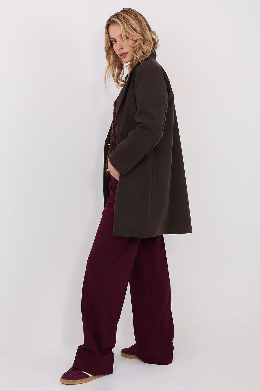  Palton model 222160 Italy Moda 