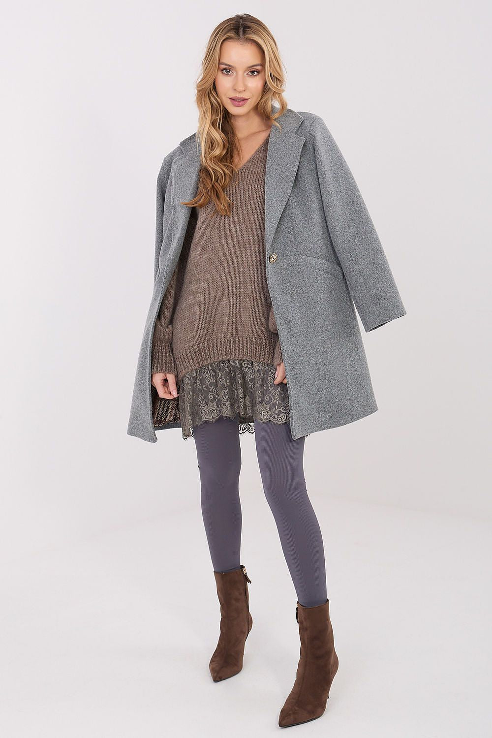  Palton model 222161 Italy Moda 