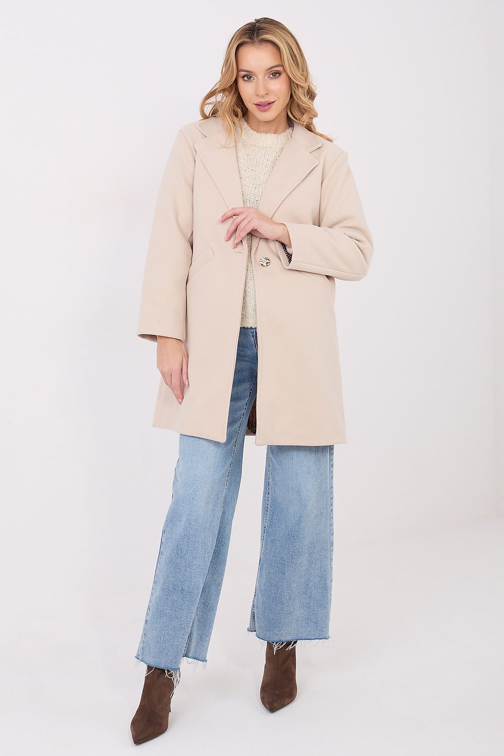  Palton model 222163 Italy Moda 