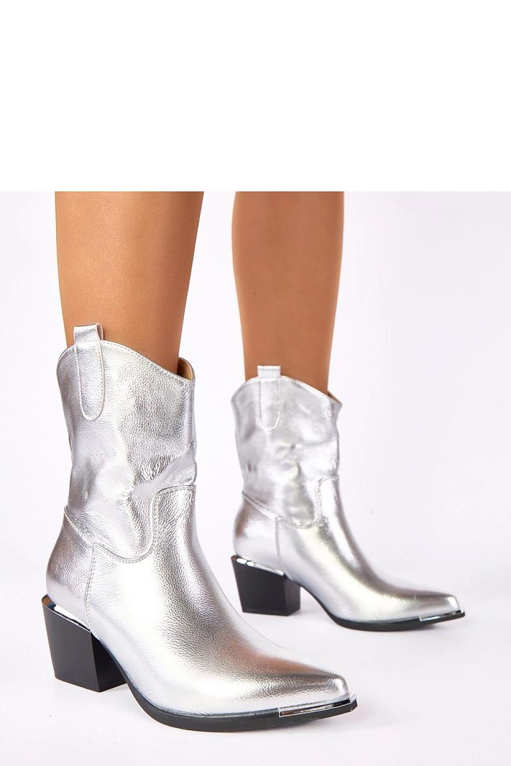  Botine cu toc model 222345 Solea 