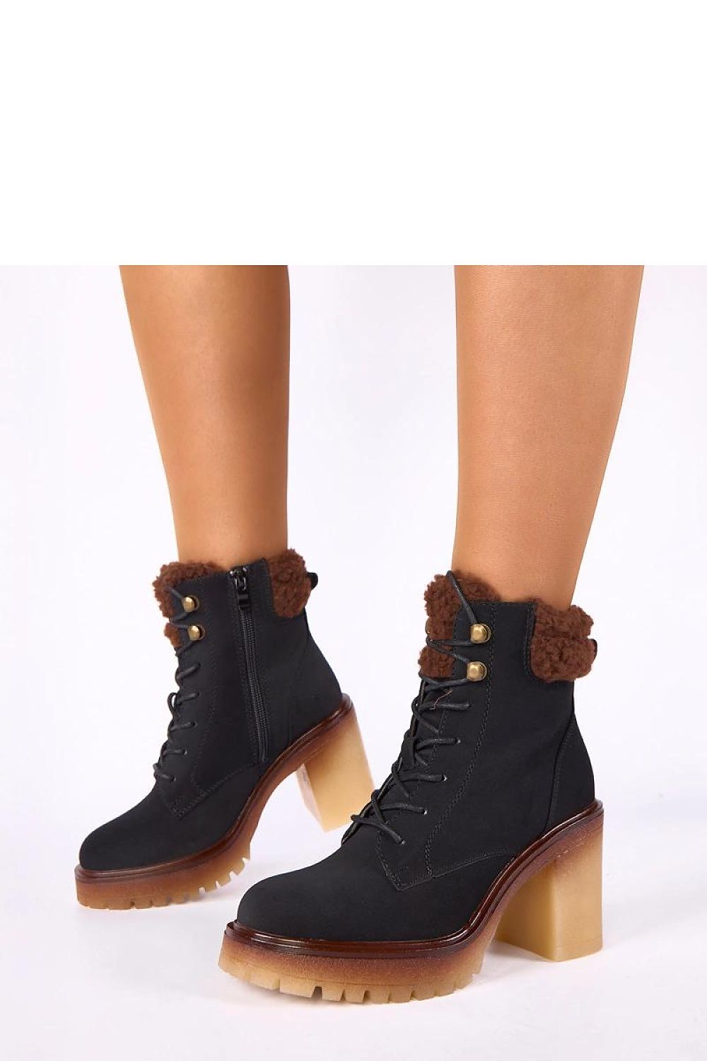  Botine cu toc model 222347 Solea 