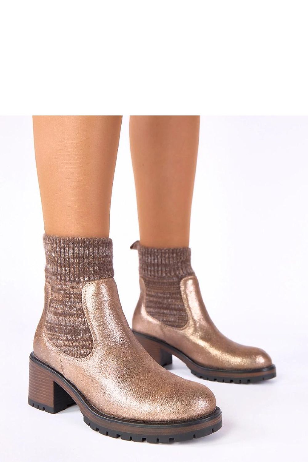  Botine cu toc model 222349 Solea 