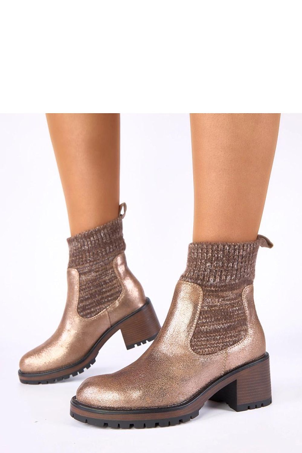  Botine cu toc model 222349 Solea 