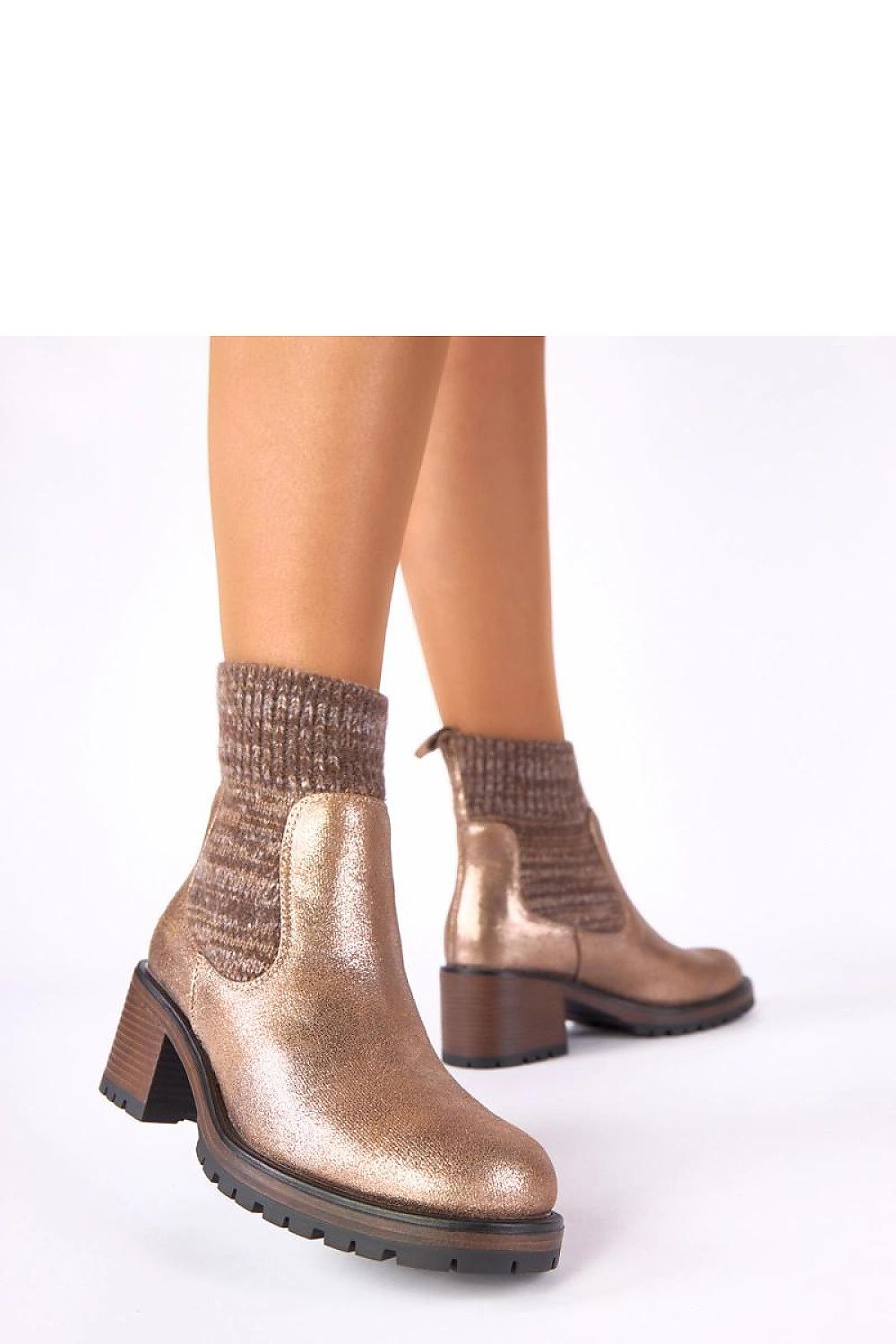  Botine cu toc model 222349 Solea 