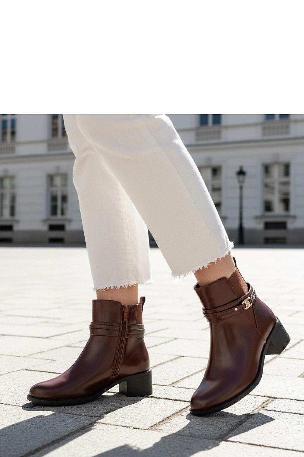  Botine cu toc model 222371 Solea 