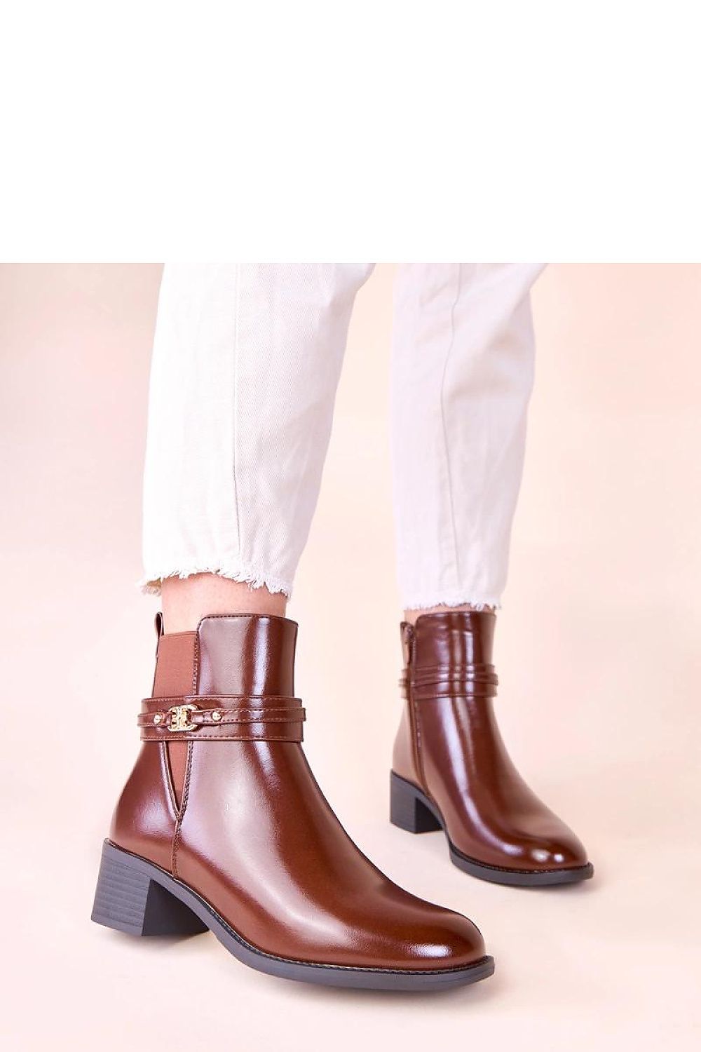  Botine cu toc model 222371 Solea 