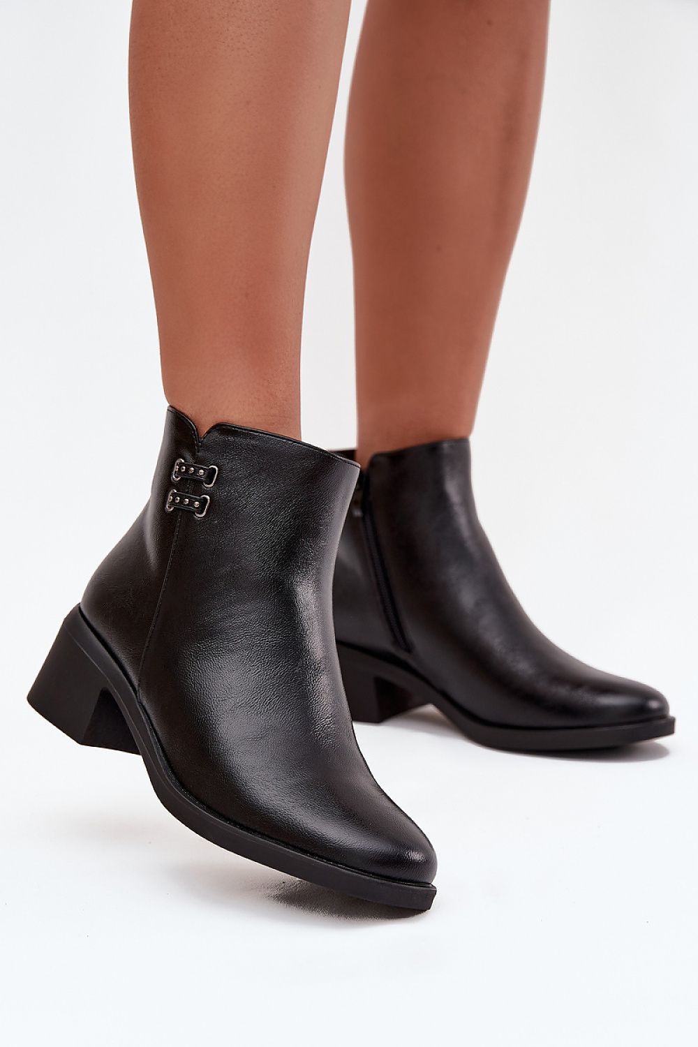  Botine cu toc model 222522 Step in style 