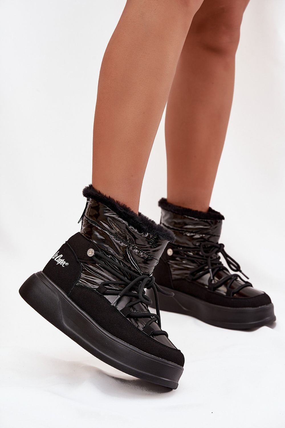 Moon boots model 222545 Step in style 