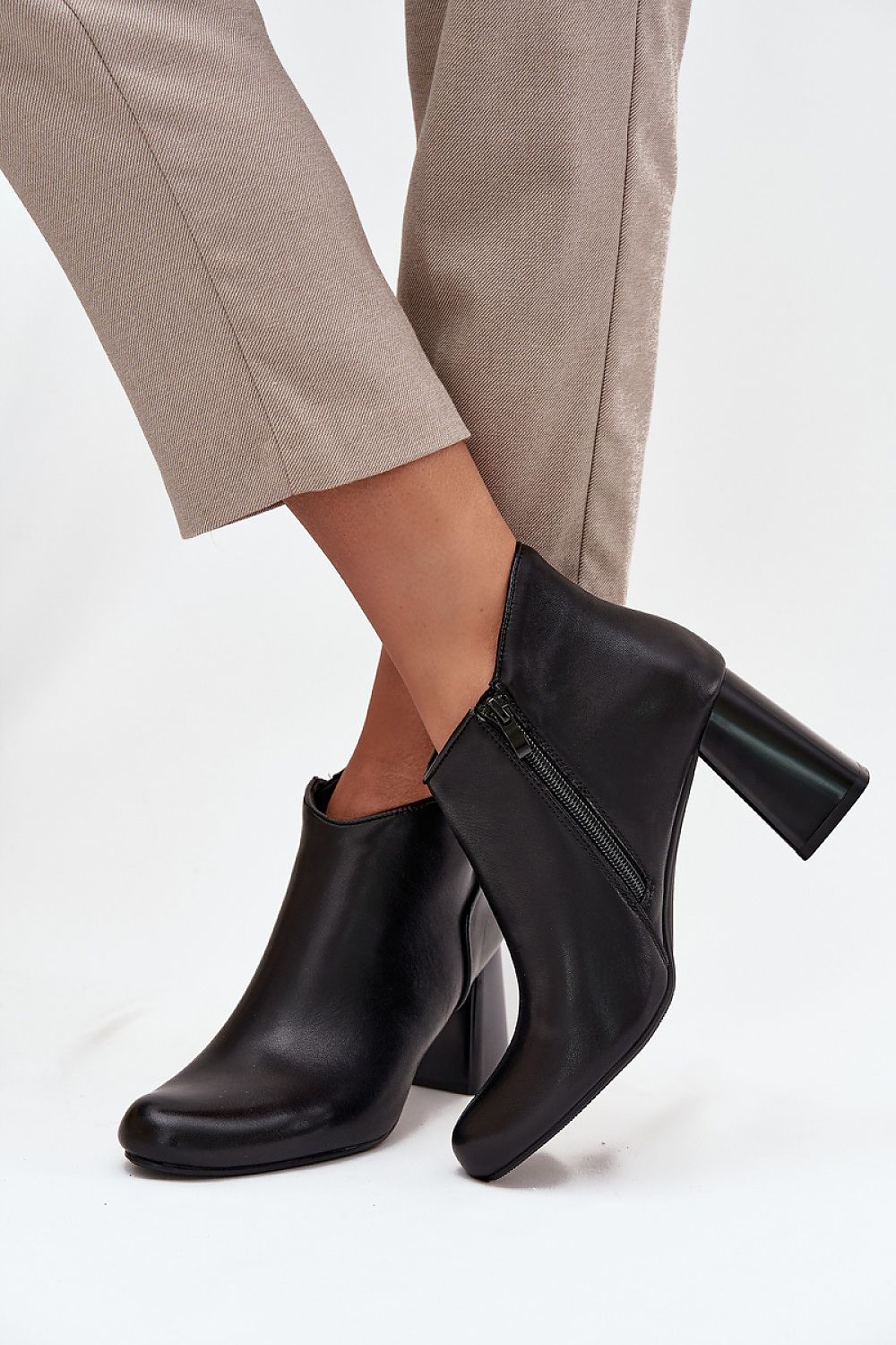  Botine cu toc model 222725 Step in style 