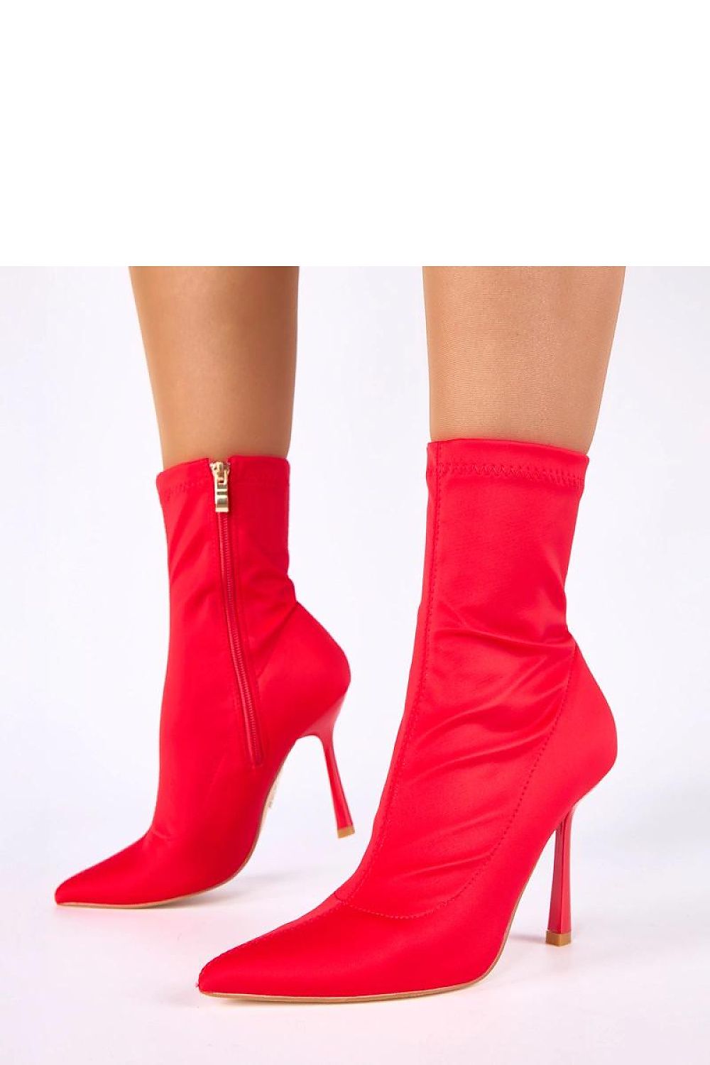  Botine cu toc model 222901 Solea 