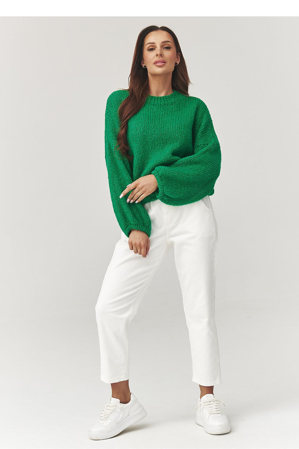  Pulover model 223234 Makadamia 