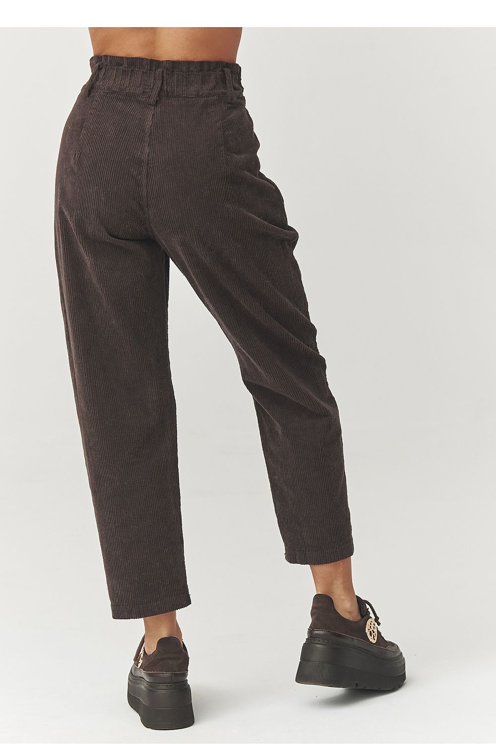  Pantaloni din catifea model 223243 Makadamia 