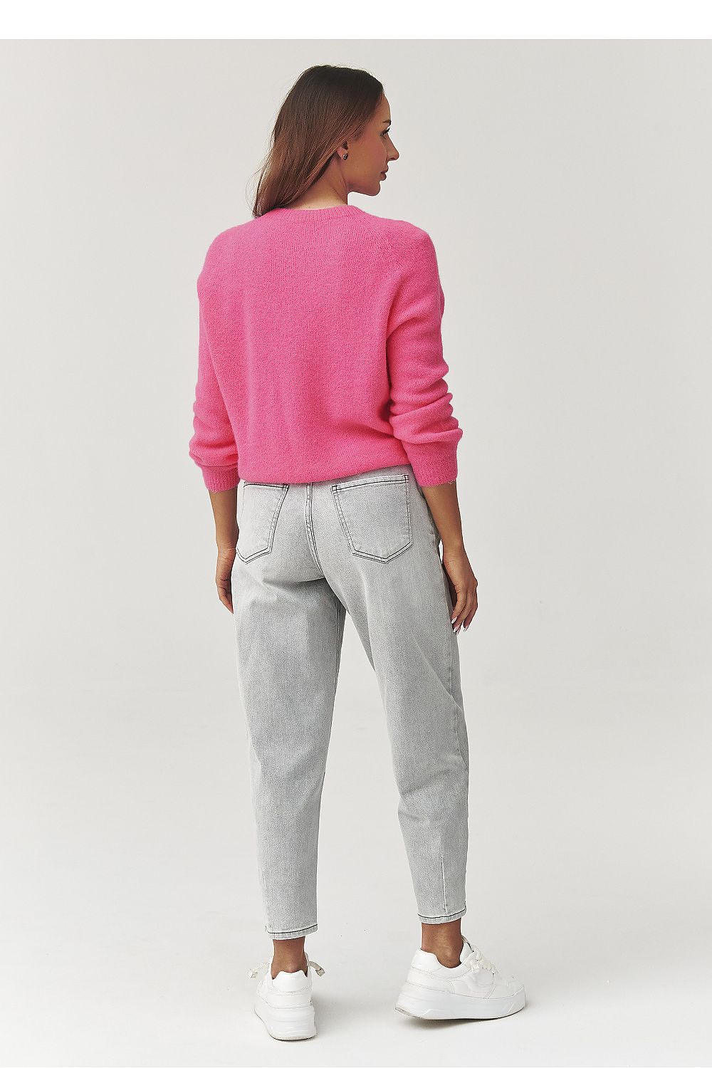  Pulover model 223253 Makadamia 