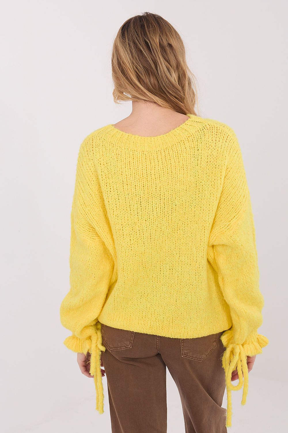  Pulover model 223400 Italy Moda 