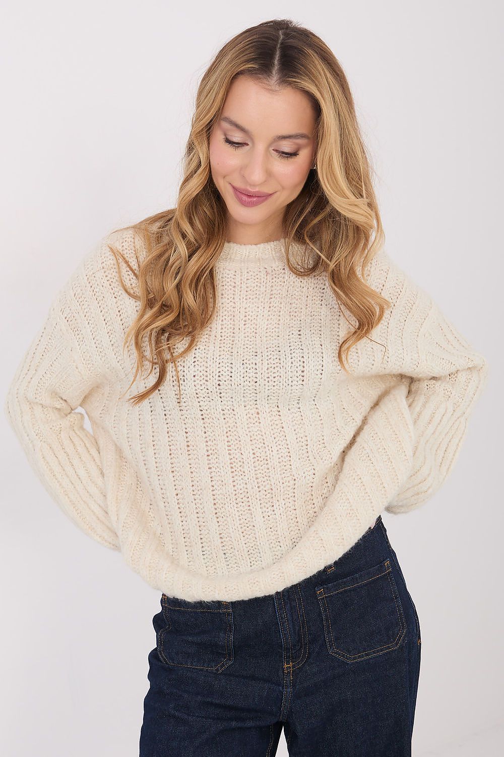  Pulover model 223410 Italy Moda 