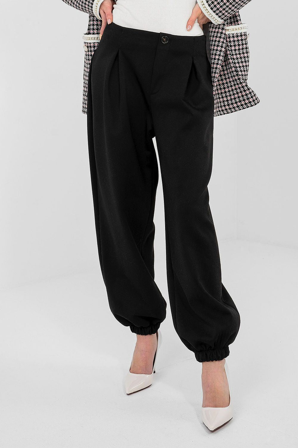  Pantaloni de trening model 223748 Italy Moda 