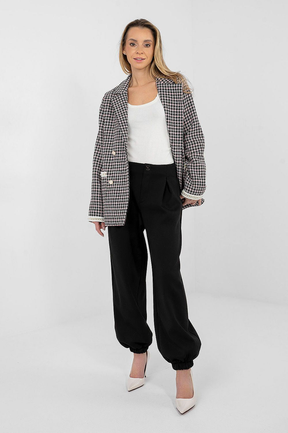  Pantaloni de trening model 223748 Italy Moda 