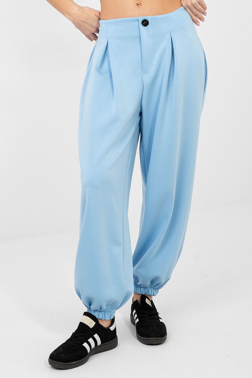  Pantaloni de trening model 223751 Italy Moda 