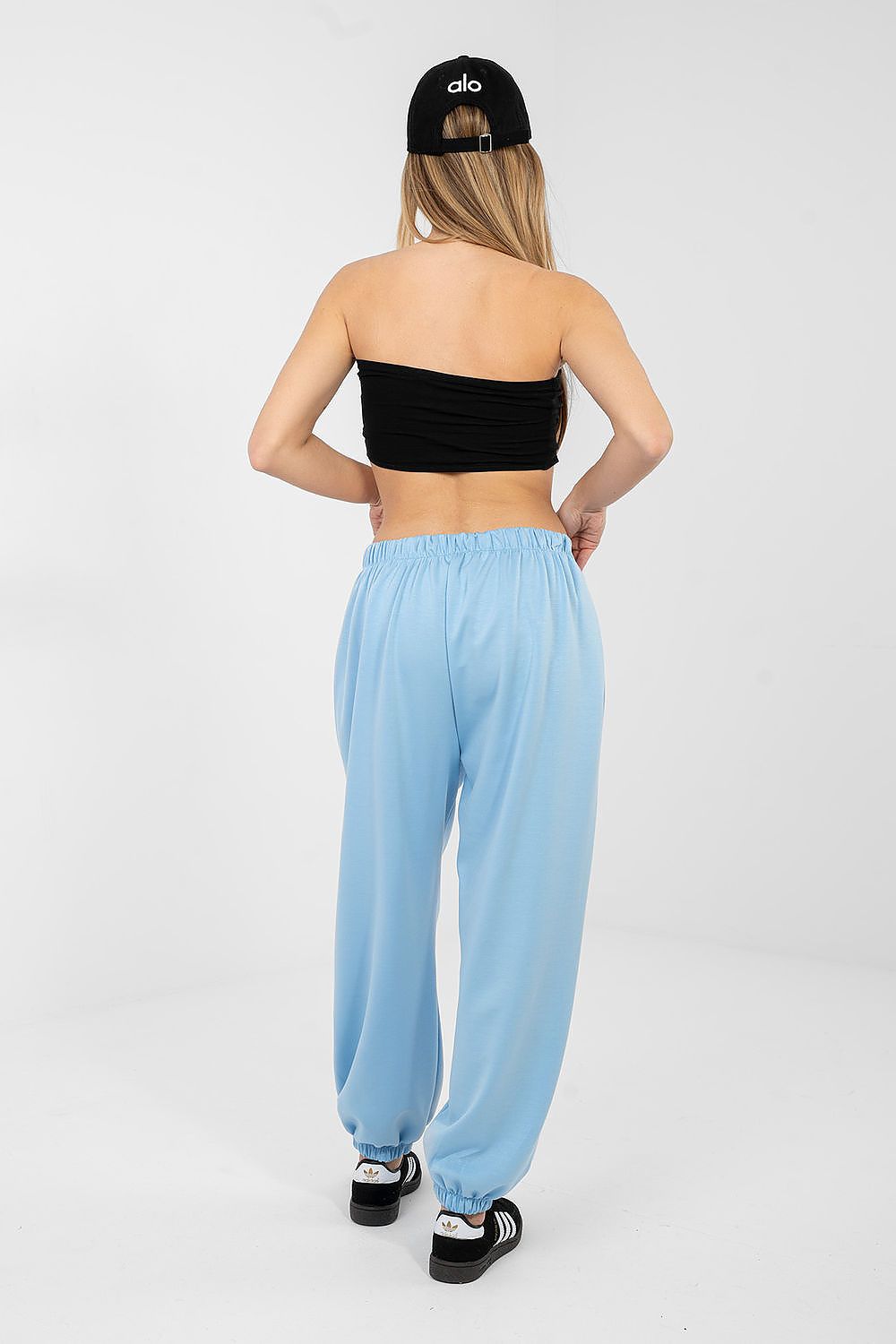  Pantaloni de trening model 223751 Italy Moda 