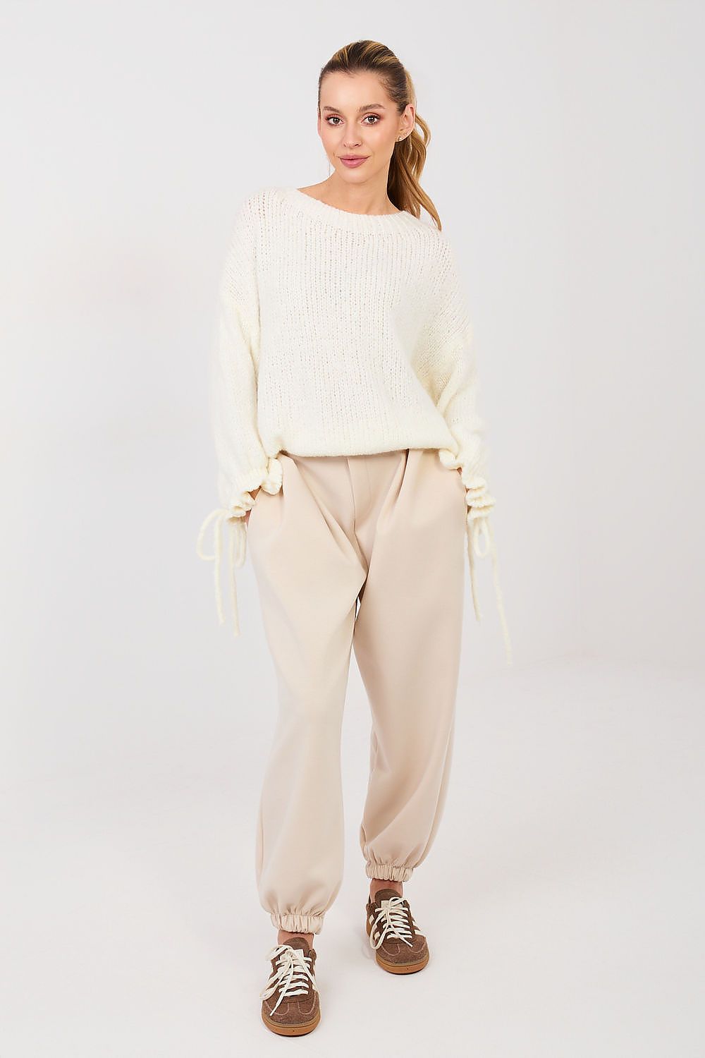 Pantaloni de trening model 223752 Italy Moda 