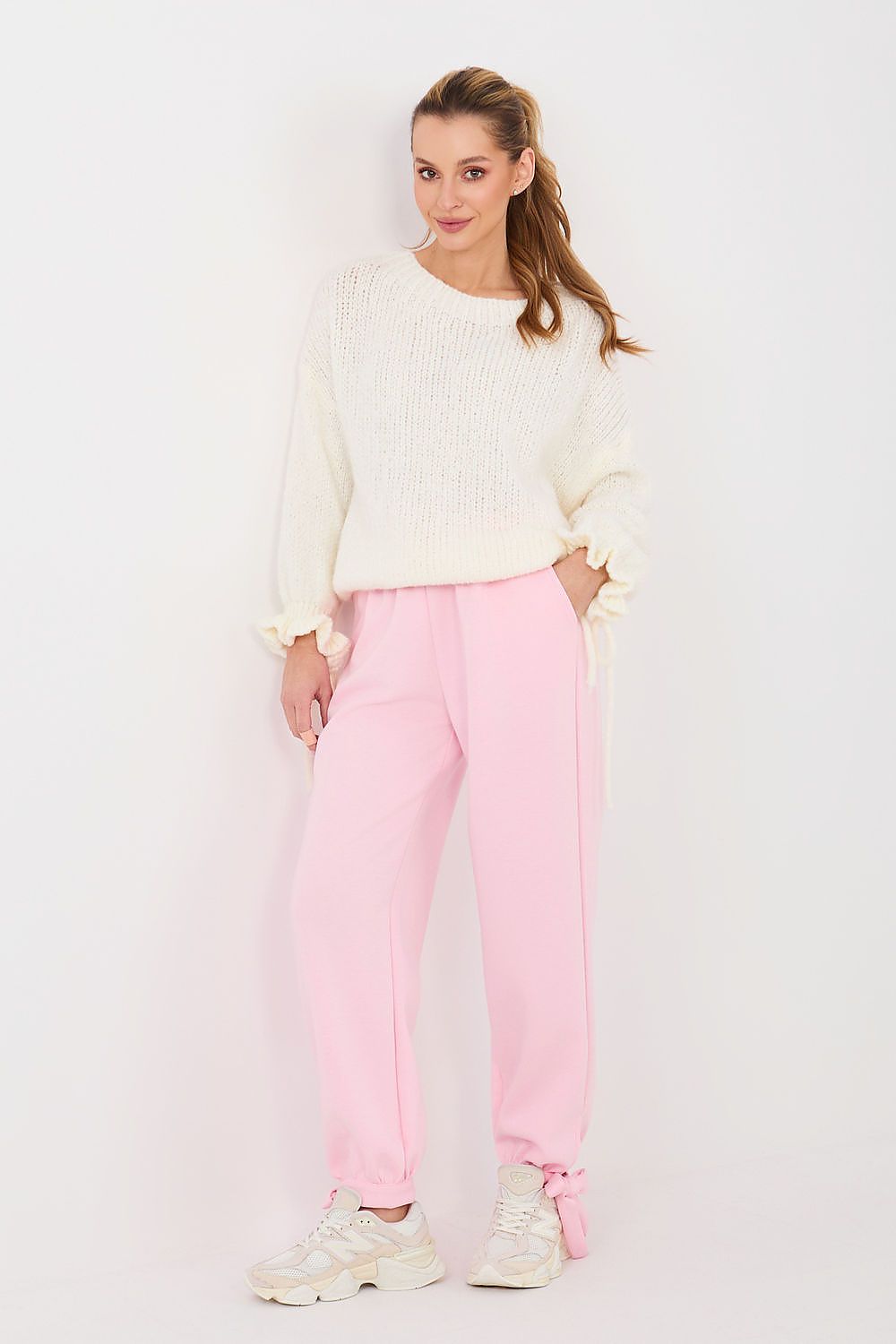  Pantaloni de trening model 223780 Italy Moda 