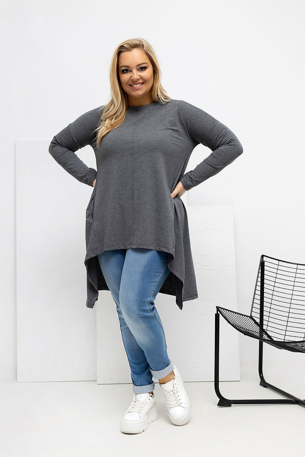  Bluza marime plus model 223931 Relevance 