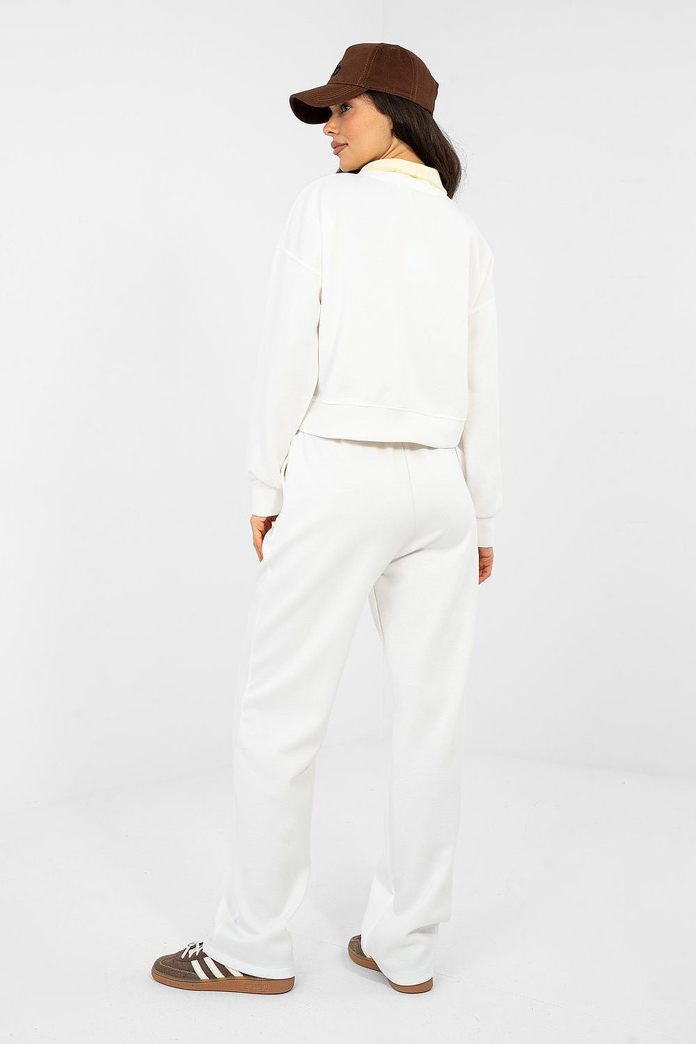  Completă model 224068 Italy Moda 