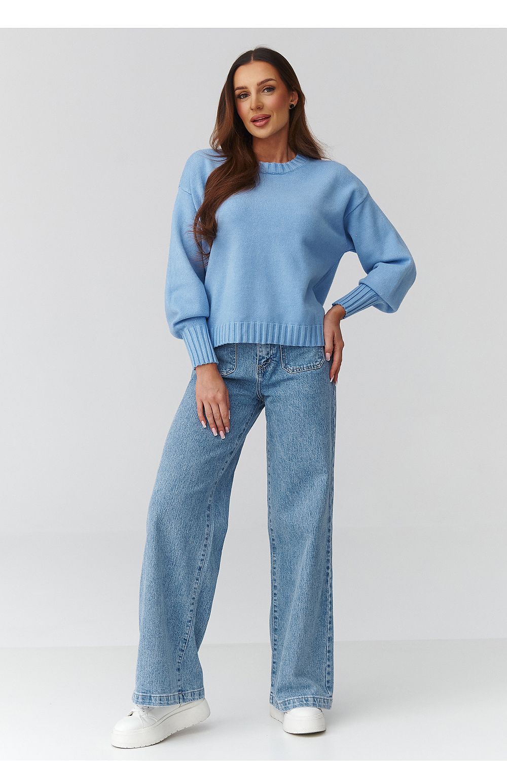  Pulover model 224106 Makadamia 