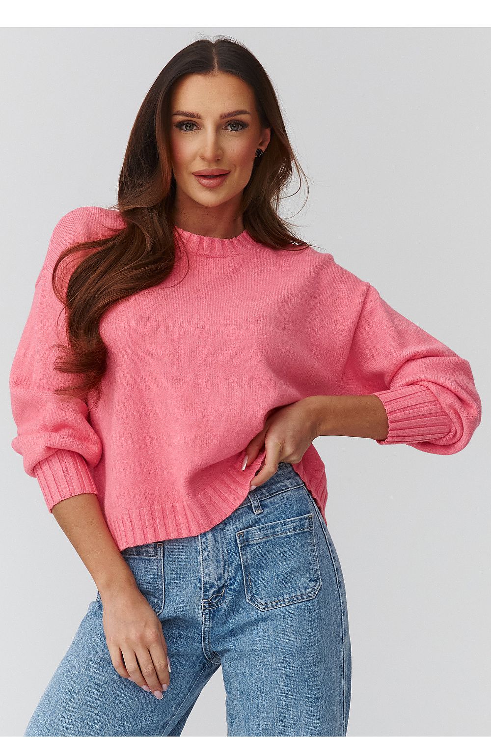  Pulover model 224107 Makadamia 