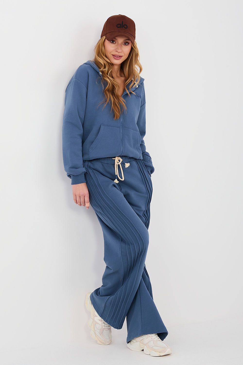 Pantaloni de trening model 224122 Factory Price 