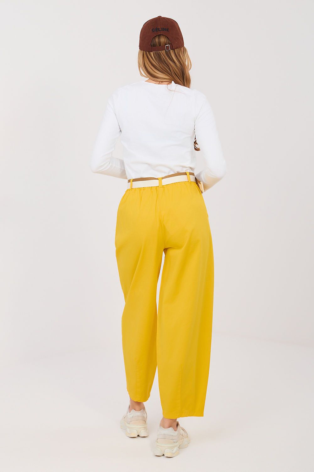  Pantaloni de damă model 224180 Italy Moda 
