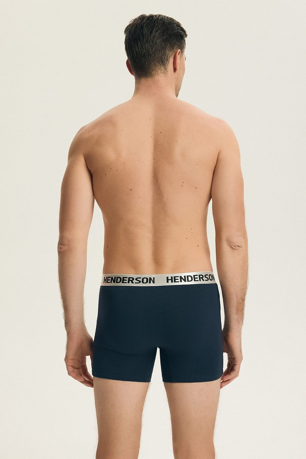  Completă model 224346 Henderson 