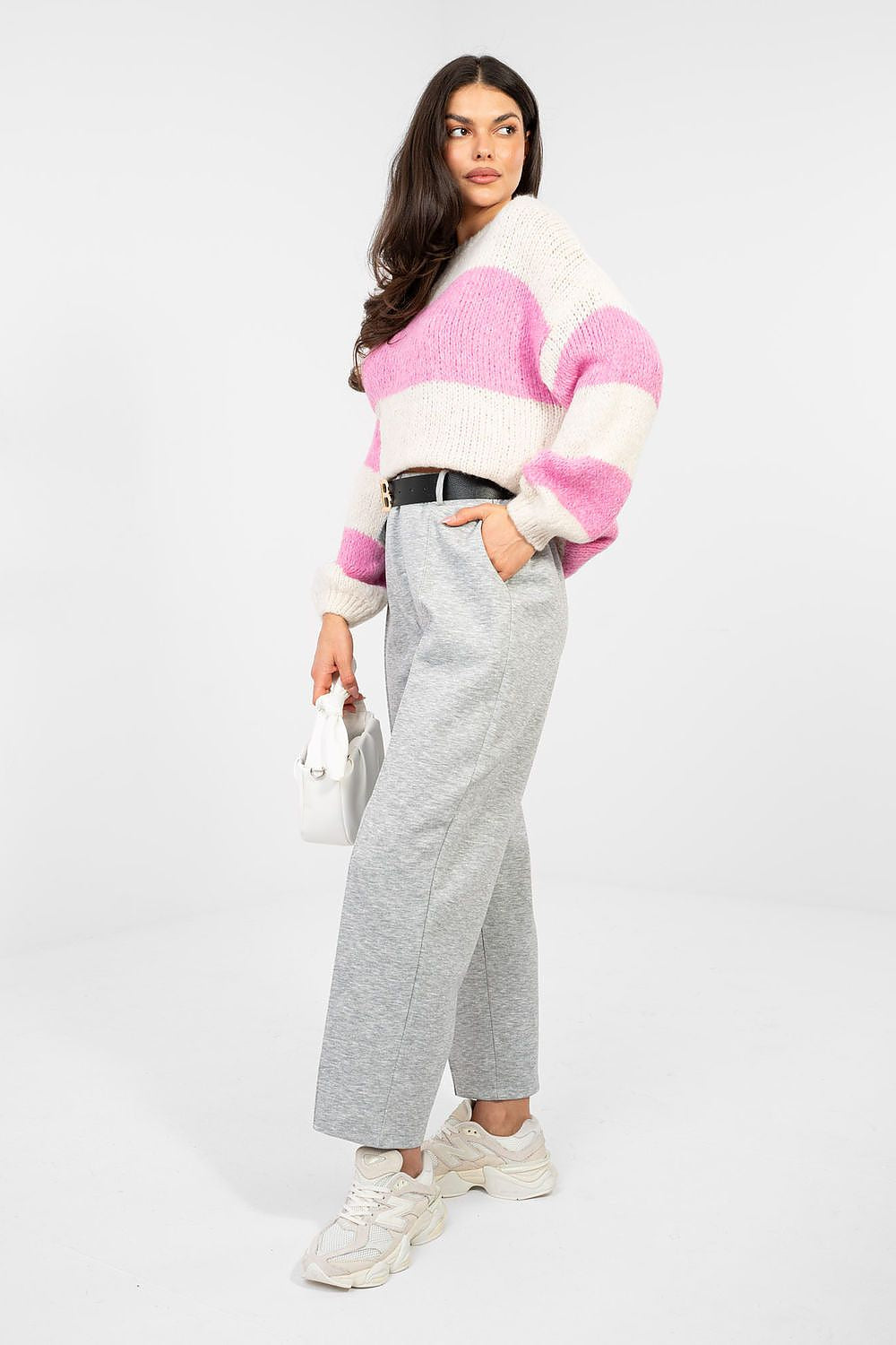  Pantaloni de trening model 224387 Italy Moda 