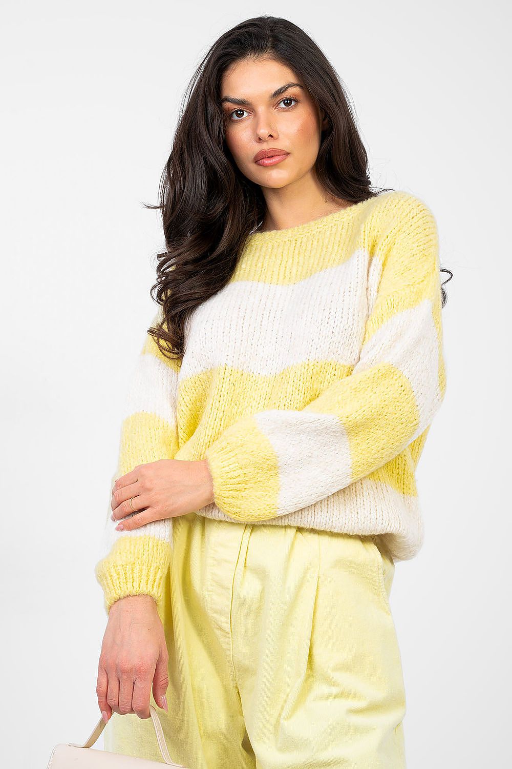  Pulover model 224389 Italy Moda 