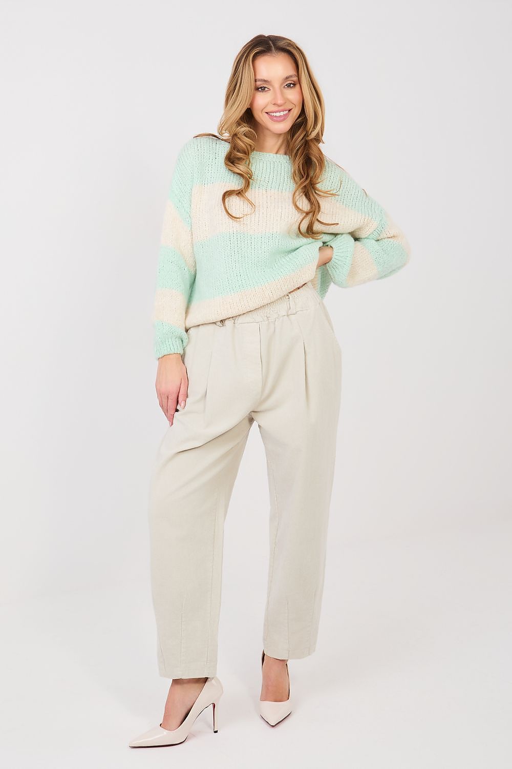  Pantaloni din catifea model 224386 Italy Moda 