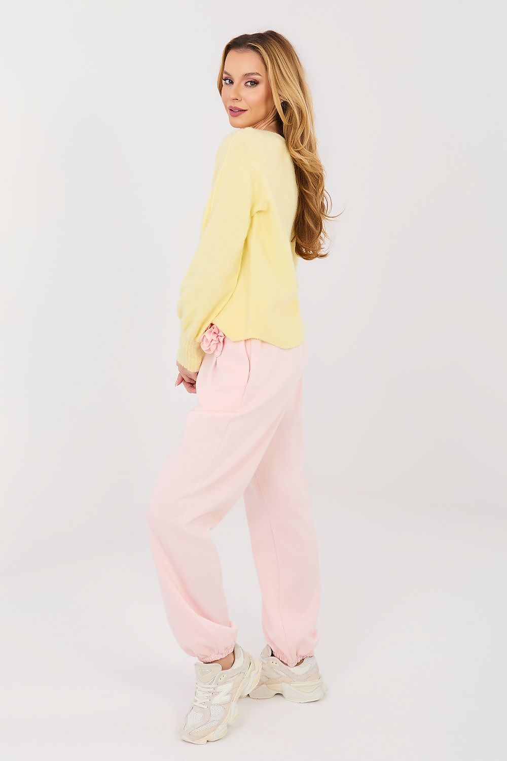  Pantaloni de trening model 224397 Italy Moda 