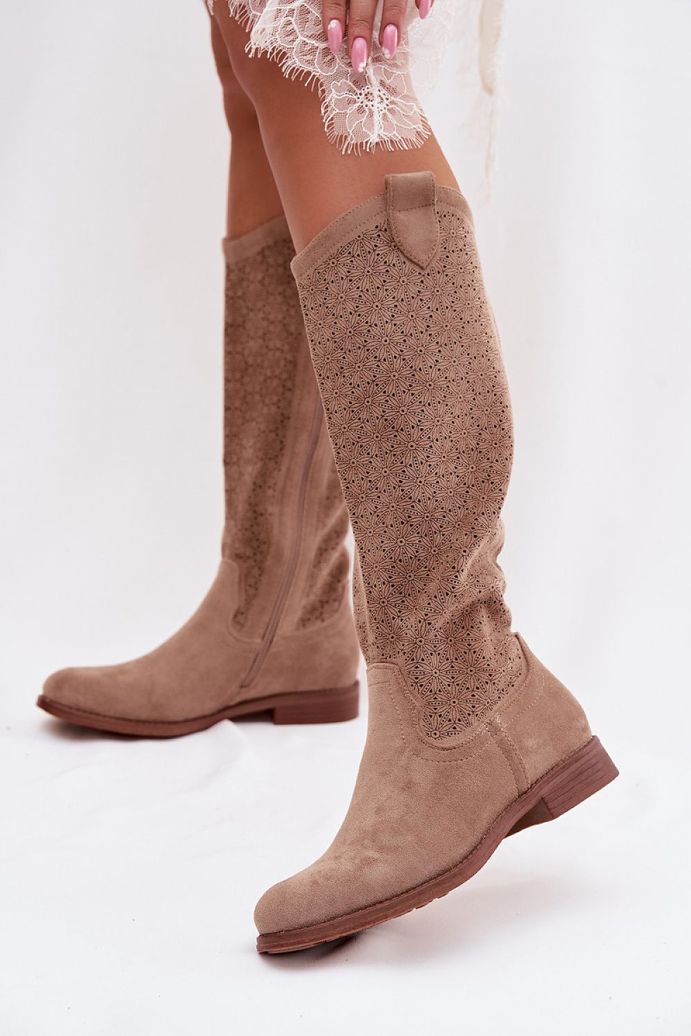  Cizme perforate model 224443 Step in style 
