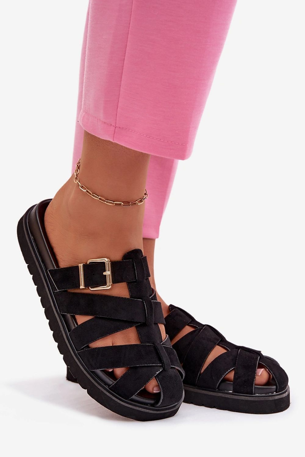  Şlapi model 224510 Step in style 