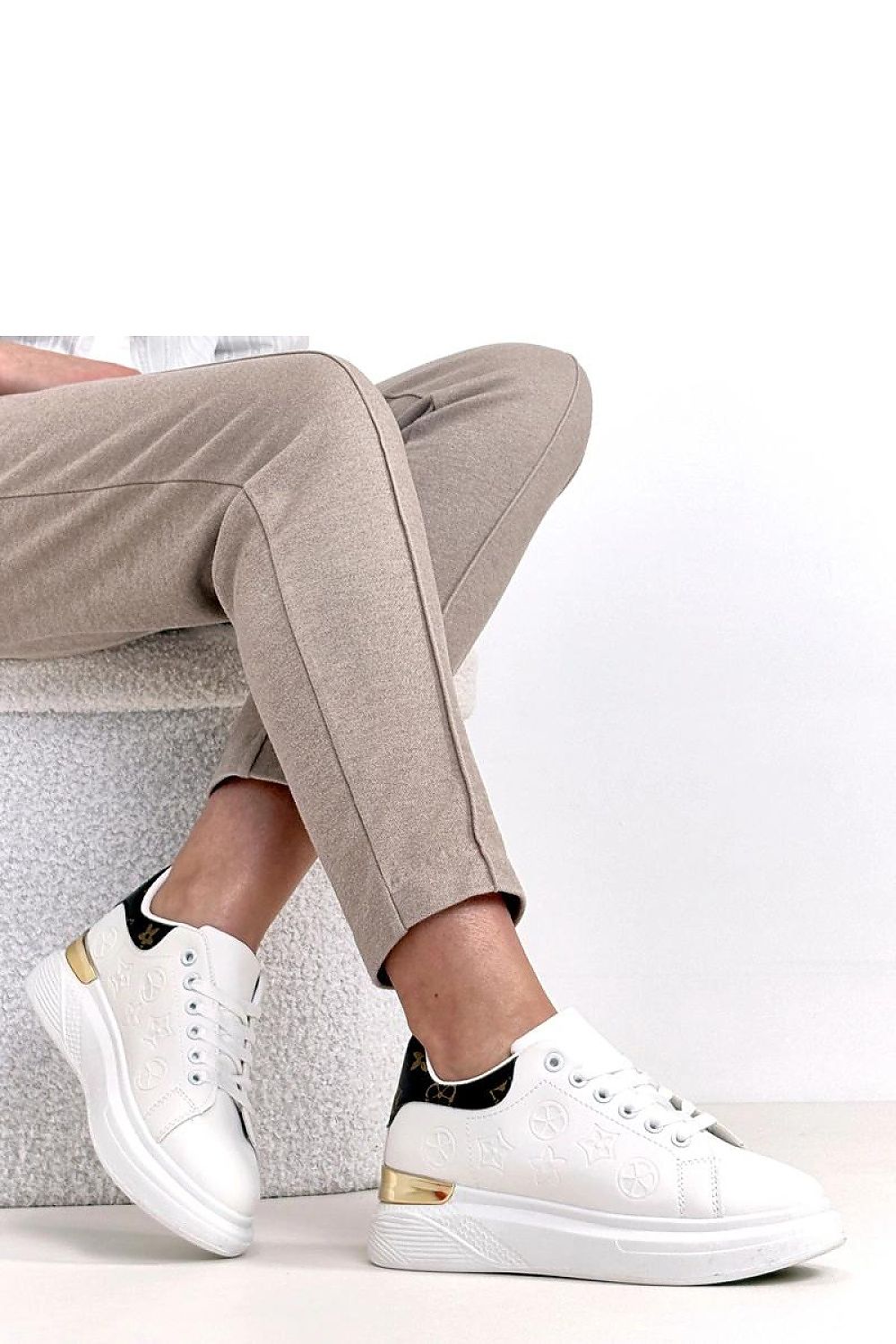  Pantofi de sport model 224556 Solea 