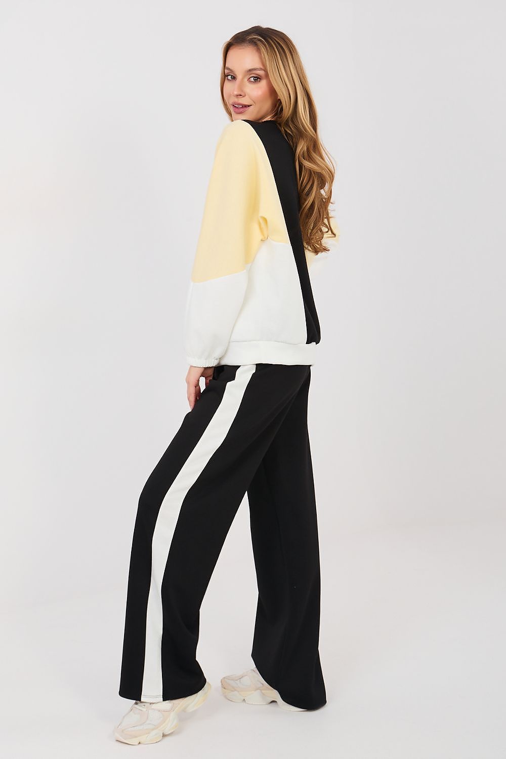  Completă model 224784 Rue Paris 