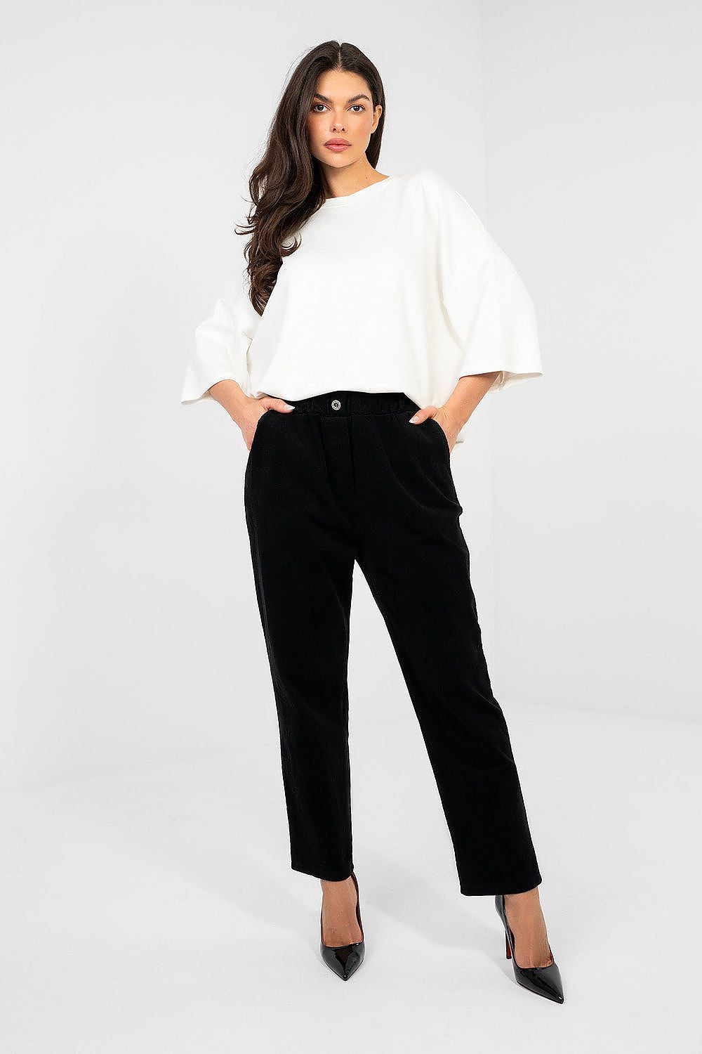  Pantaloni din catifea model 224841 Italy Moda 