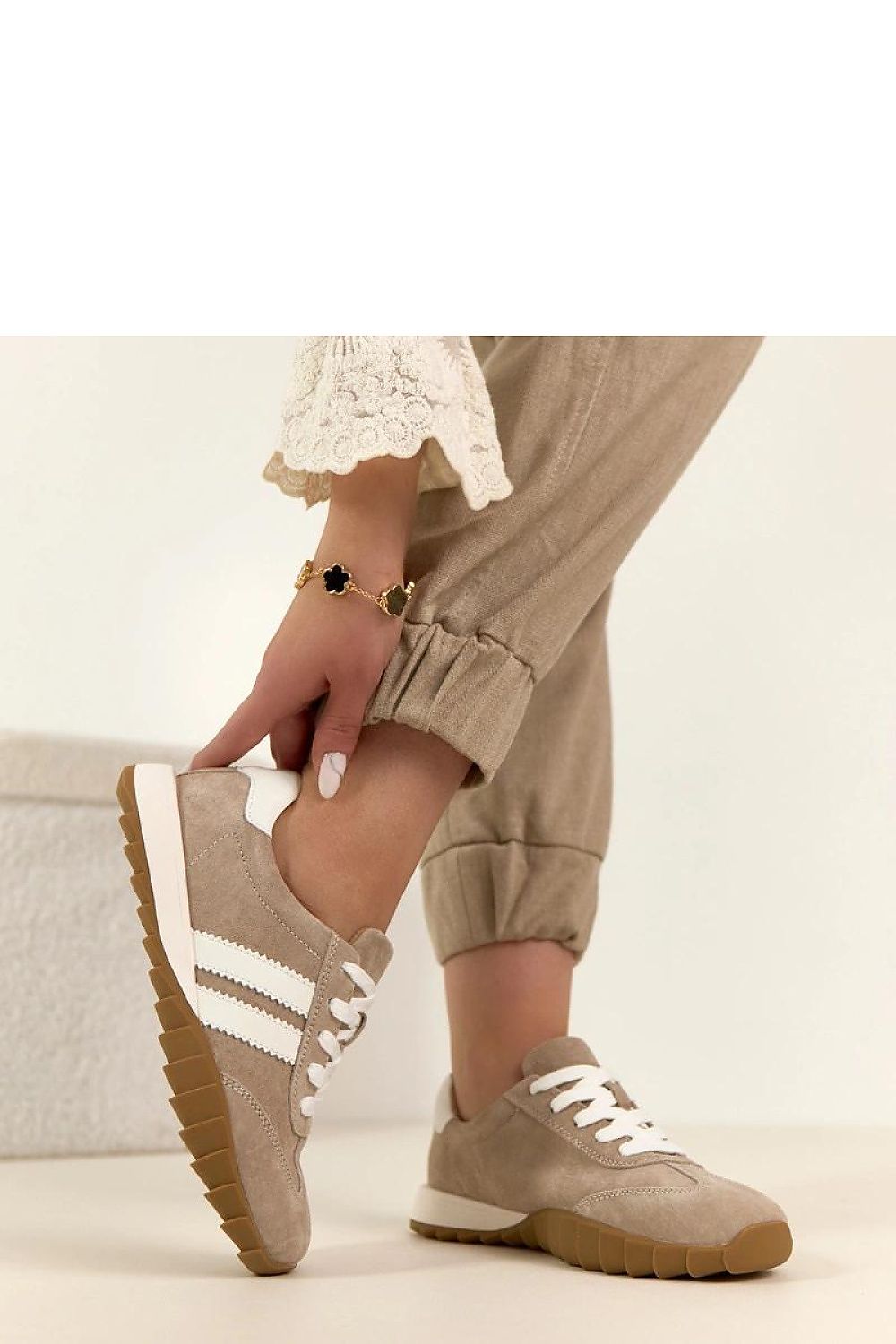  Pantofi de sport model 224966 Solea 