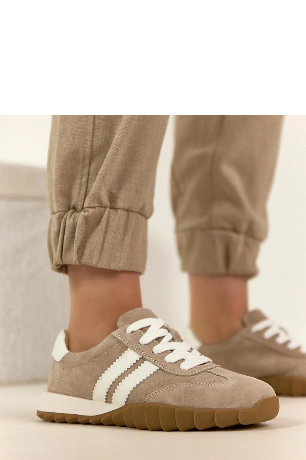  Pantofi de sport model 224966 Solea 
