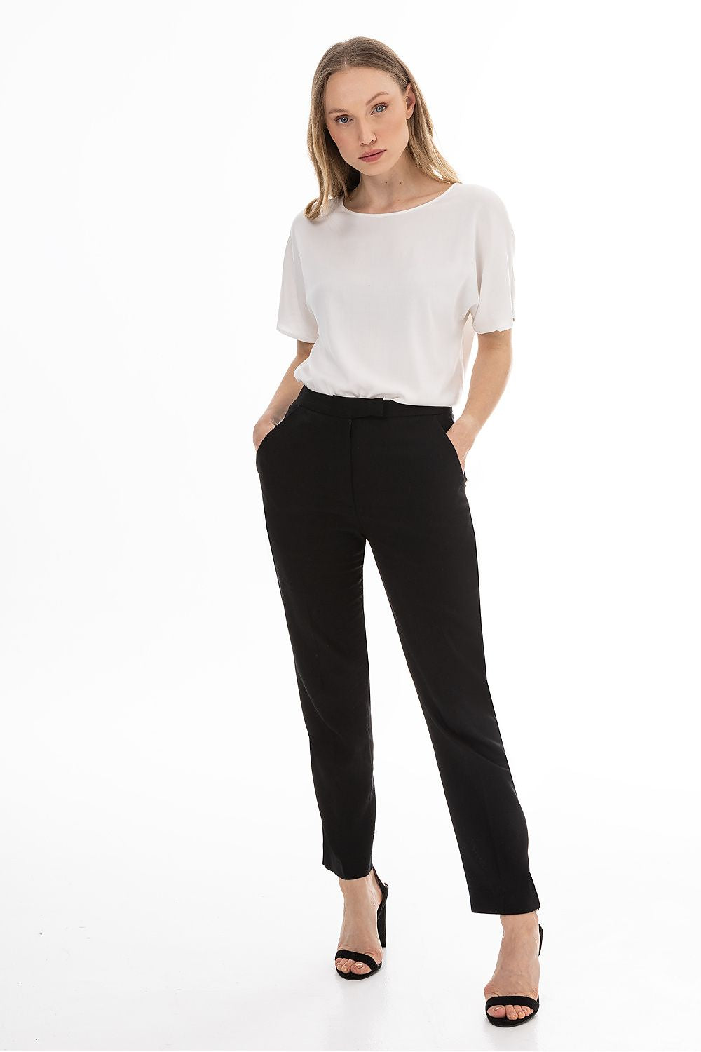  Pantaloni de damă model 225297 awama 