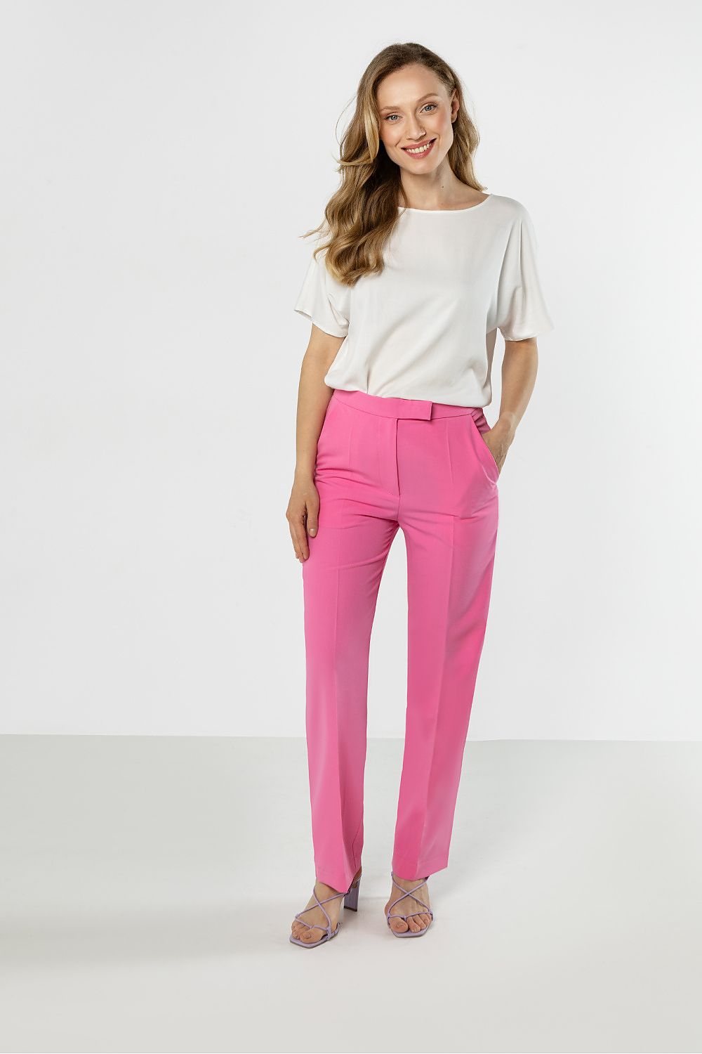  Pantaloni de damă model 225321 awama 