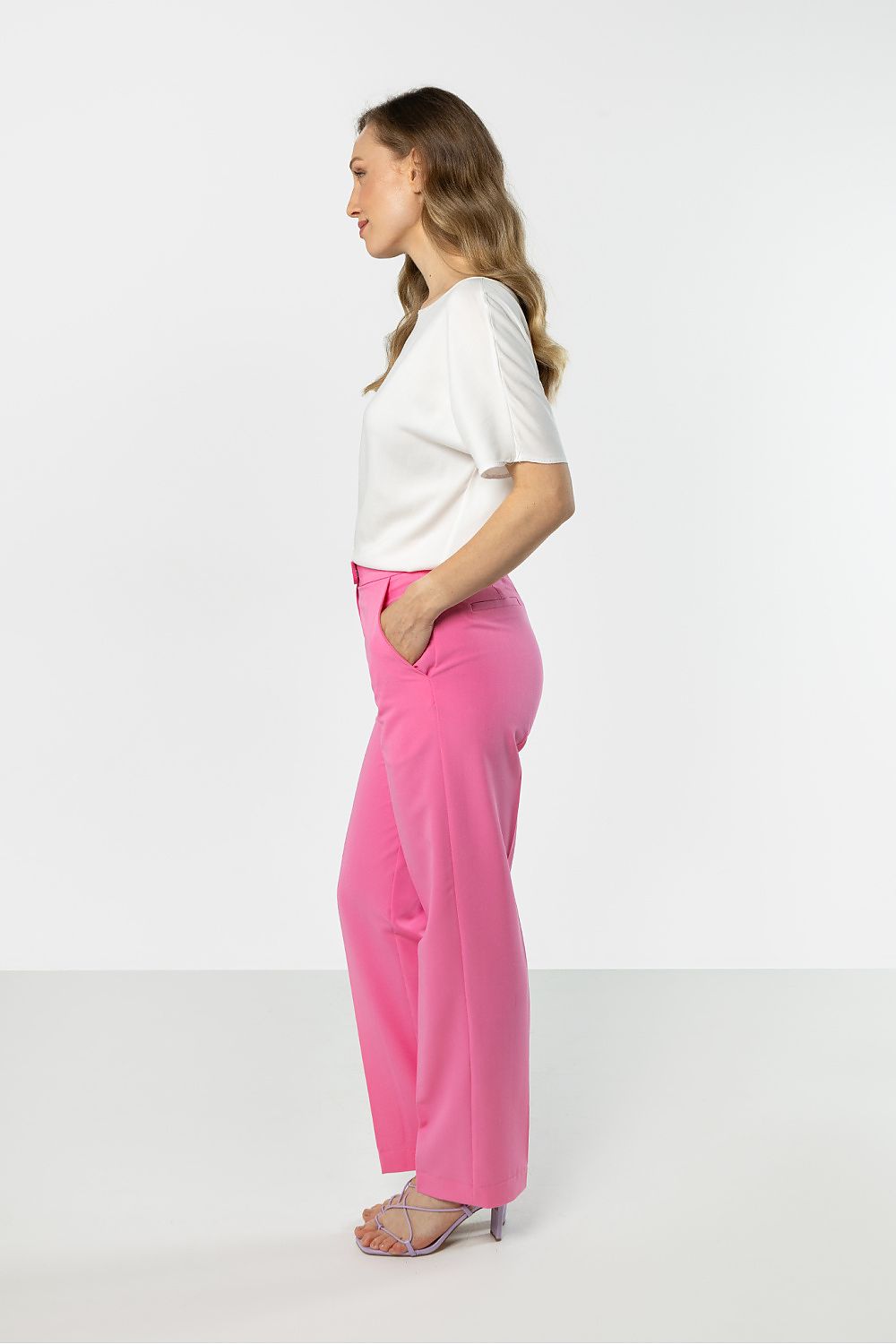  Pantaloni de damă model 225321 awama 