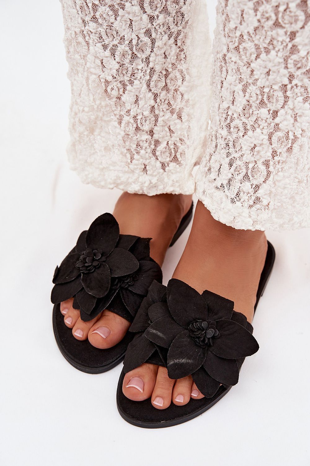 Şlapi model 225390 Step in style 