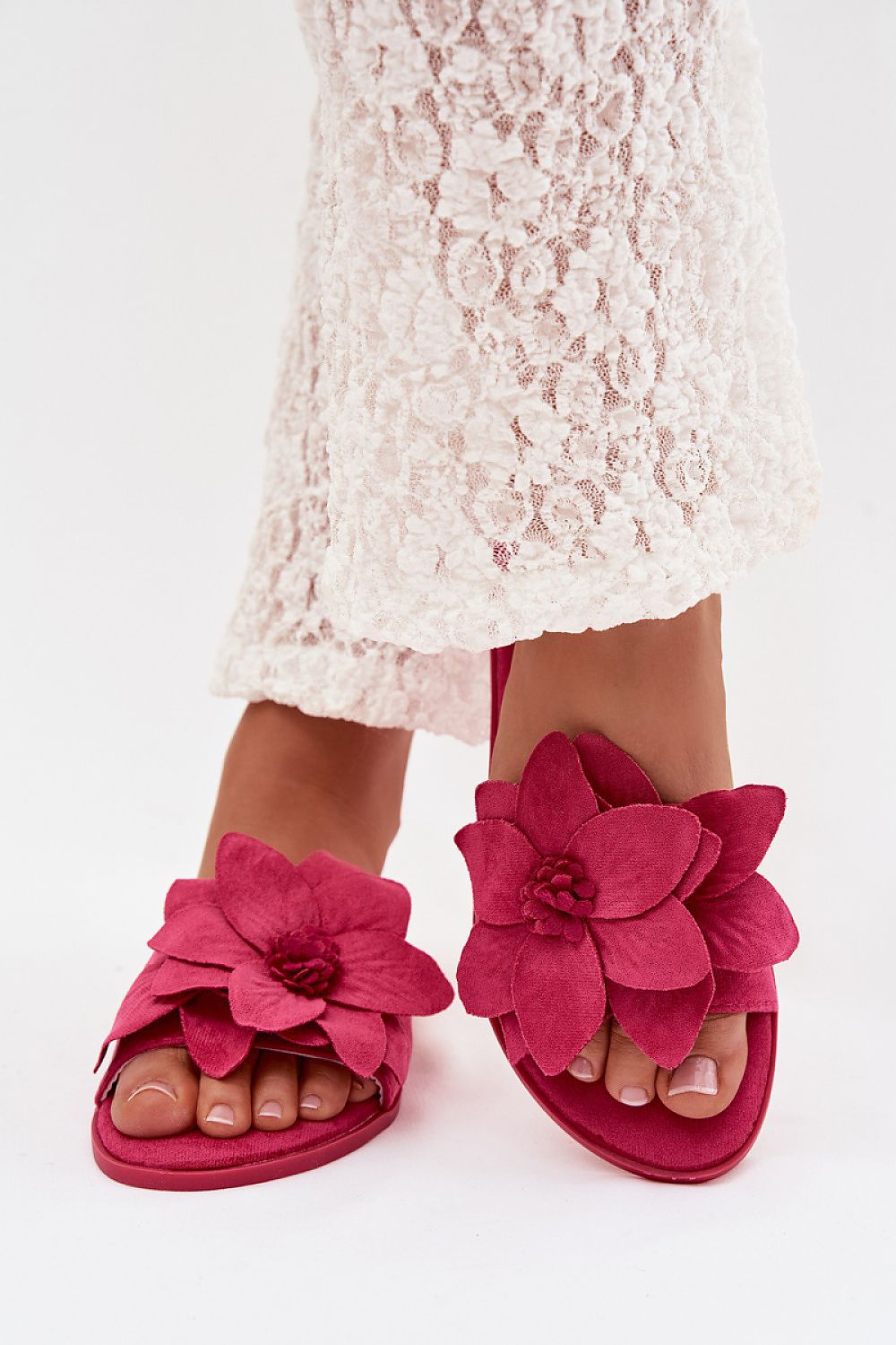  Şlapi model 225391 Step in style 