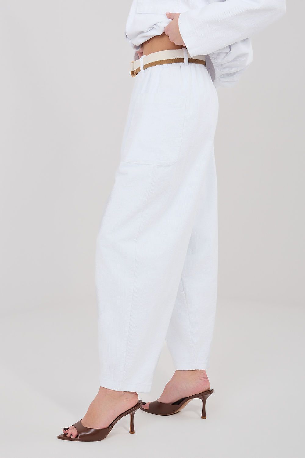  Pantaloni din catifea model 225425 Rue Paris 