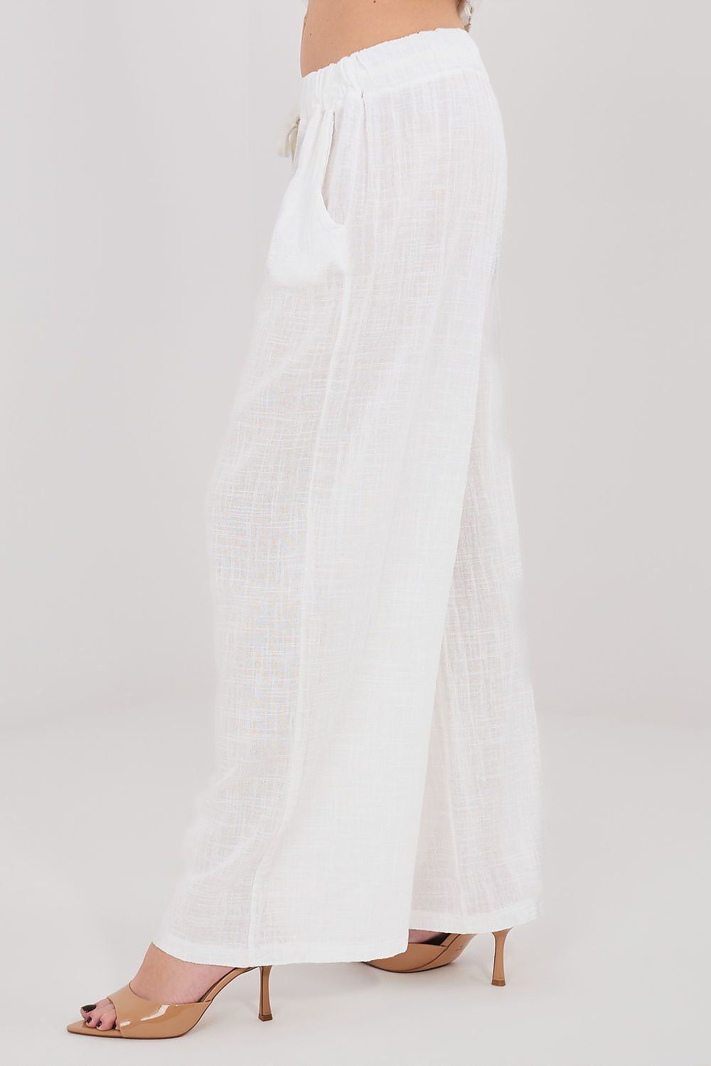  Pantaloni de damă model 225492 Italy Moda 